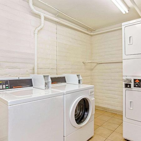 La Quinta Inn By Wyndham Orlando Airport West Екстер'єр фото
