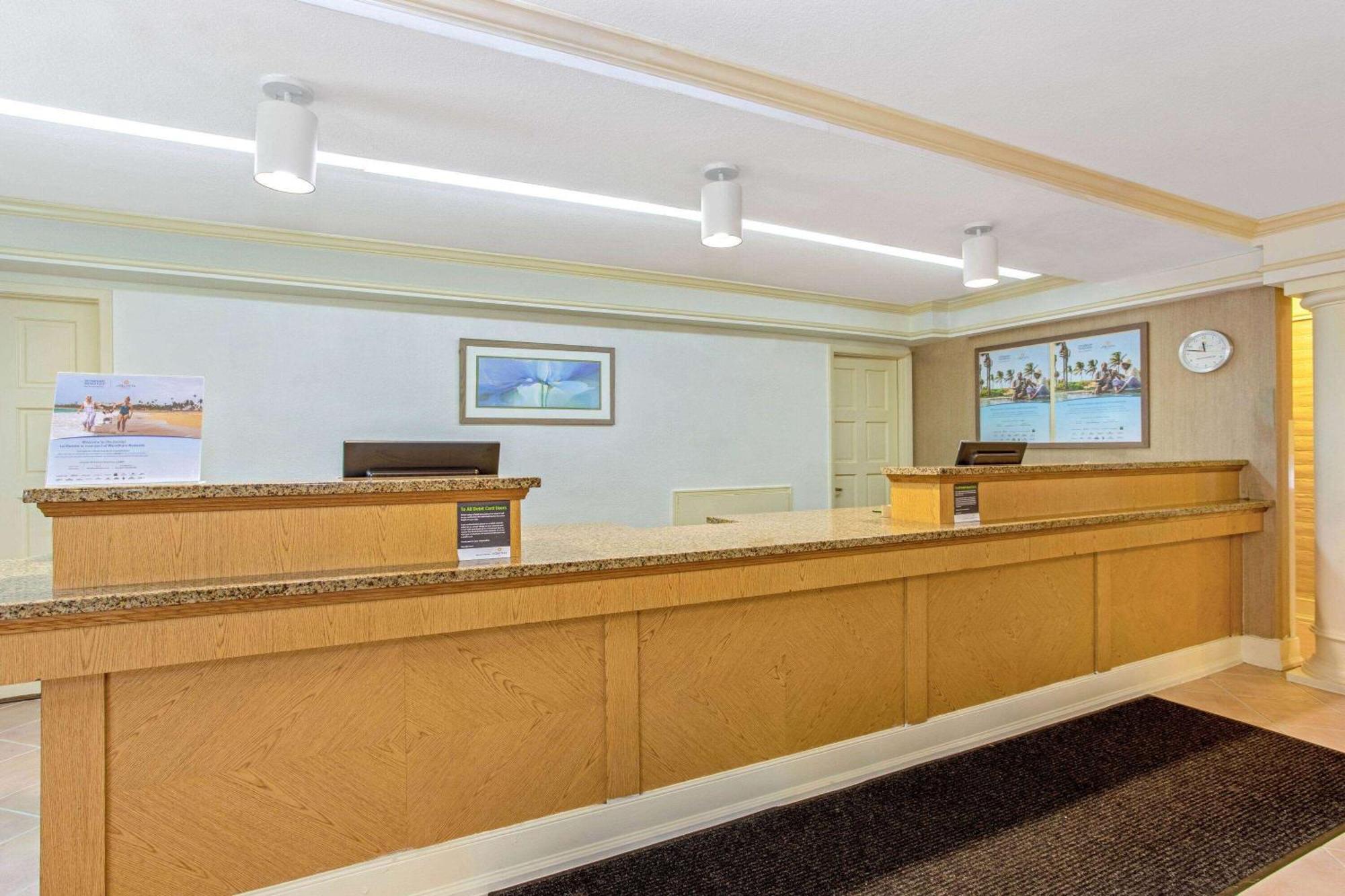 La Quinta Inn By Wyndham Orlando Airport West Екстер'єр фото